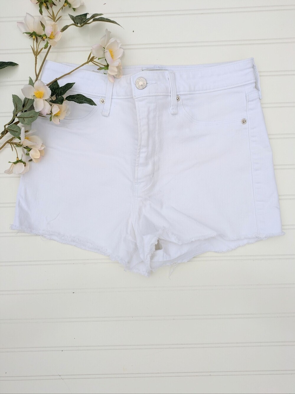 Abercrombie White Cutoff Simone High Rise Short
